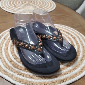 Vionic Womans FLORIANA Black  sandals women’s sz 9